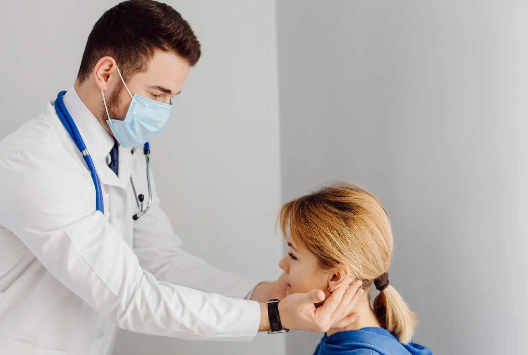 العناية بالأسنان فى فترة النفاس