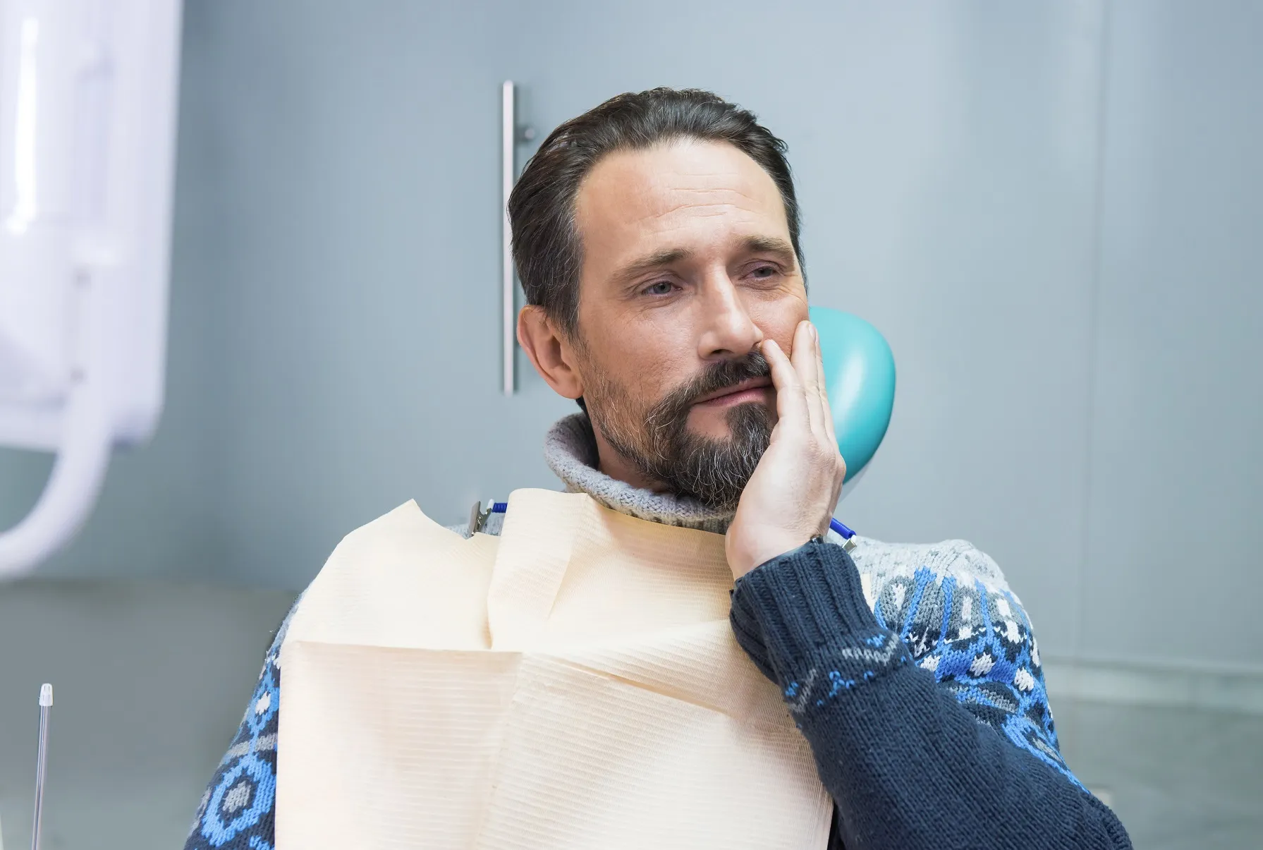 ألم الأسنان