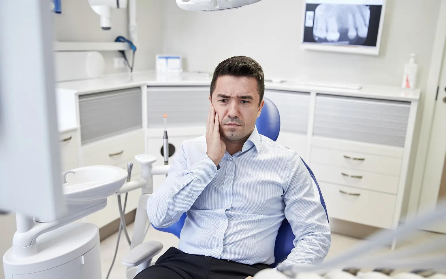 زراعة الأسنان