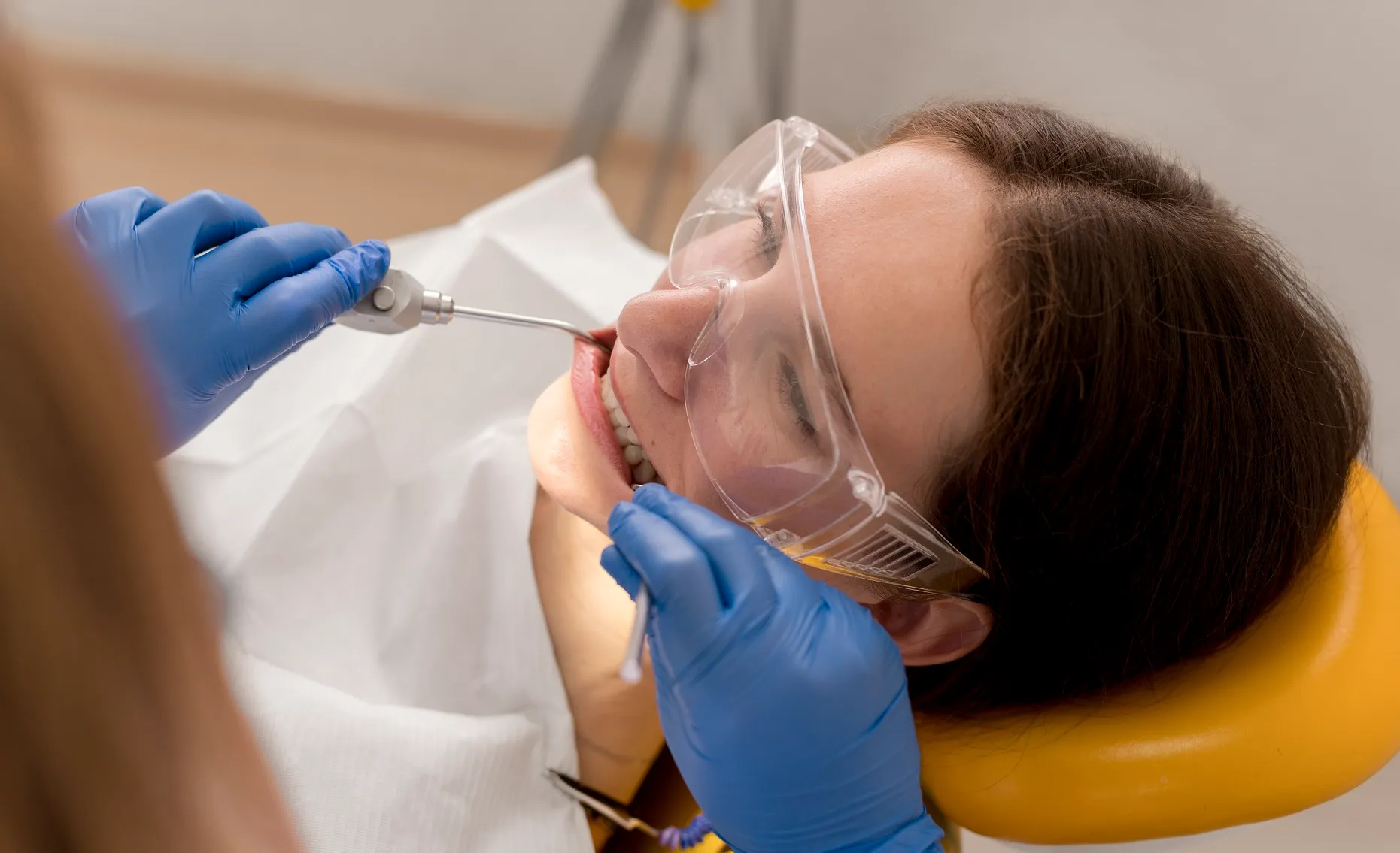 زراعة الأسنان